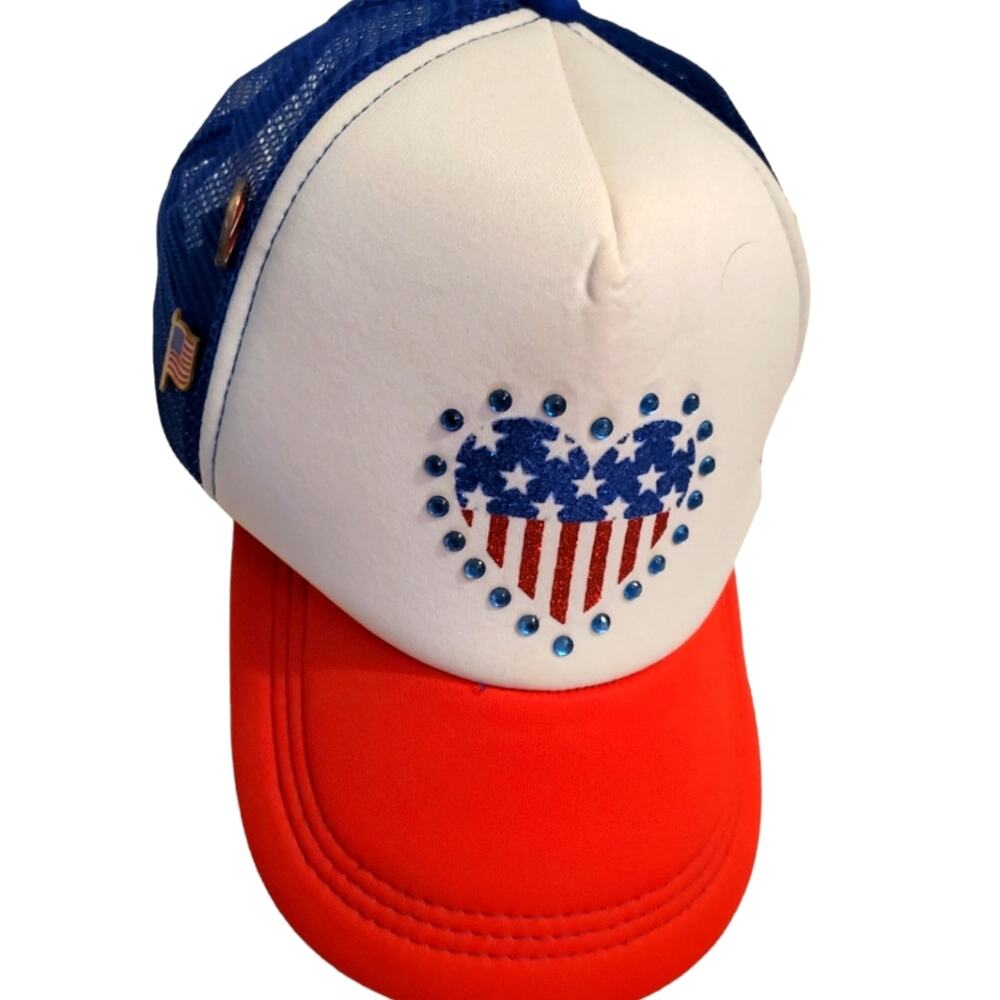 Patriotic trucker hat with flag lapel pins Red White and Blue heart OS